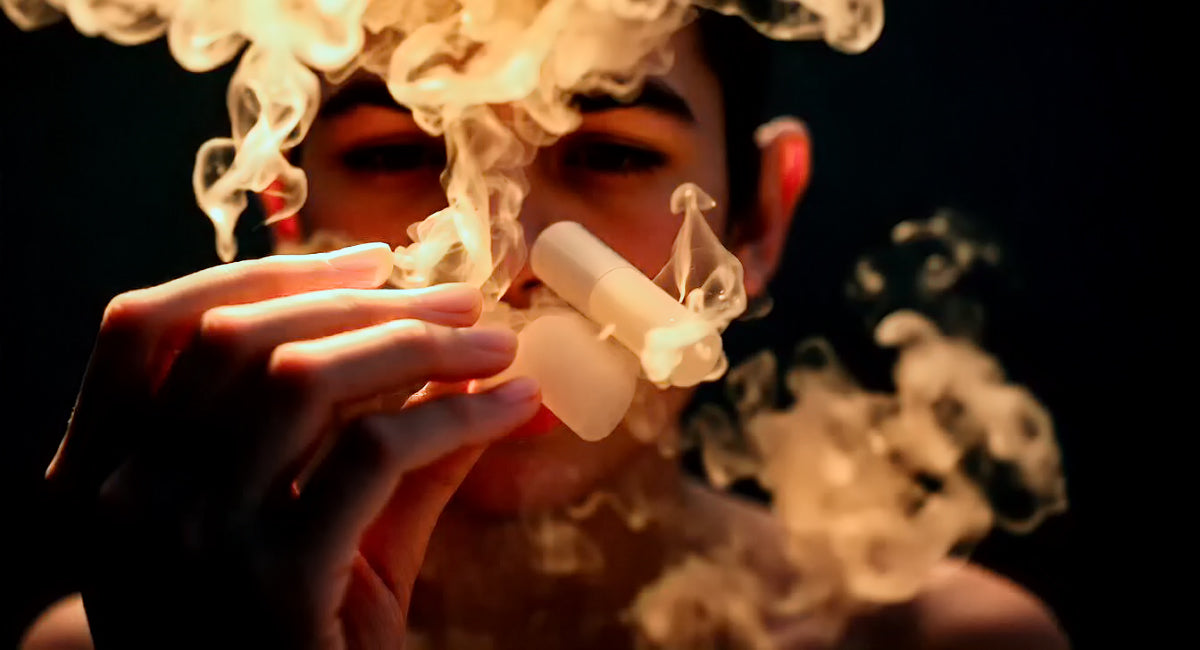 The Health Impact of Vaping: How Vapes Affect Your Body - Black Coral